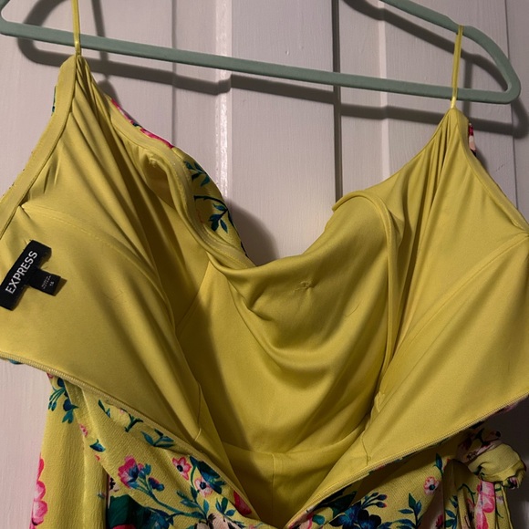 Express strapless romper - Picture 7 of 9